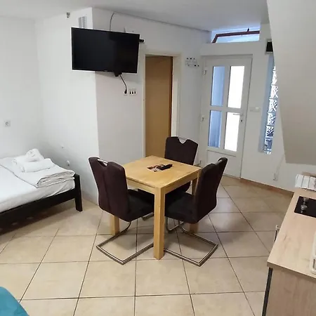 Warm ❷⓿❷❷ Wein2 Apartman